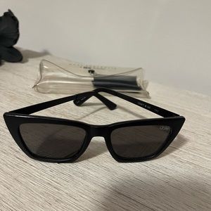 Quay, Australia, women’s sunglasses